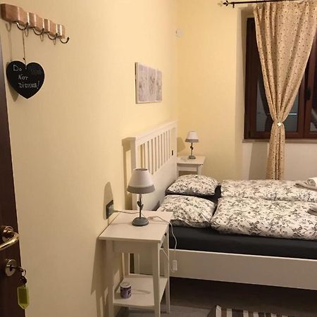 Juan Shabby House B&B Сініскола Екстер'єр фото