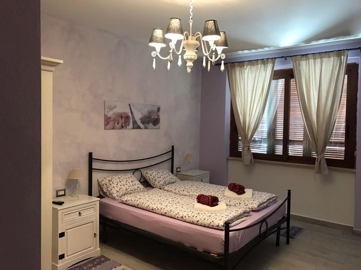 Juan Shabby House B&B Сініскола Екстер'єр фото