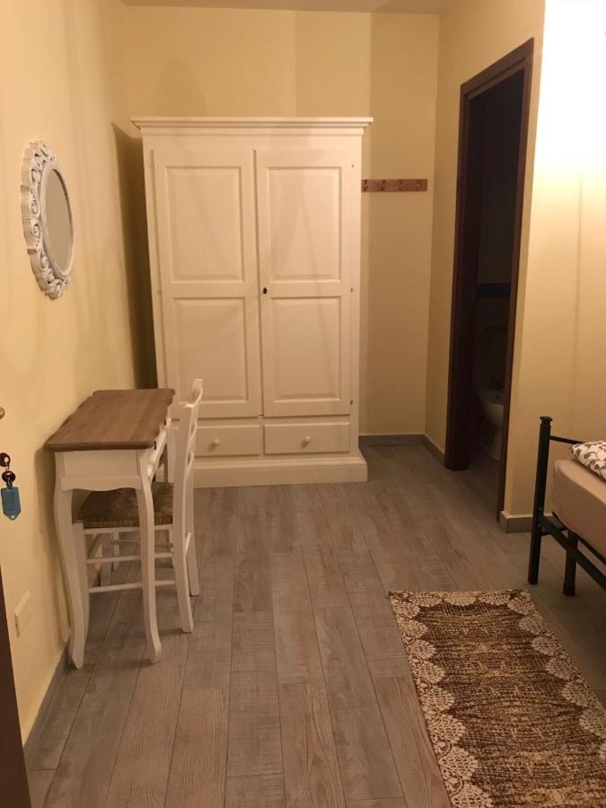Juan Shabby House B&B Сініскола Екстер'єр фото