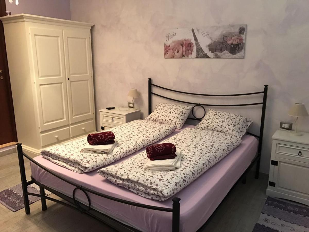 Juan Shabby House B&B Сініскола Екстер'єр фото