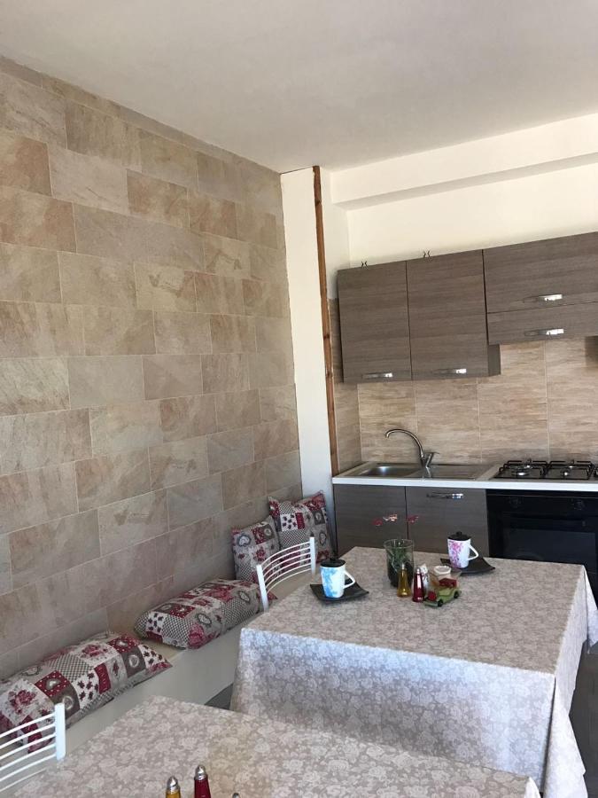 Juan Shabby House B&B Сініскола Екстер'єр фото